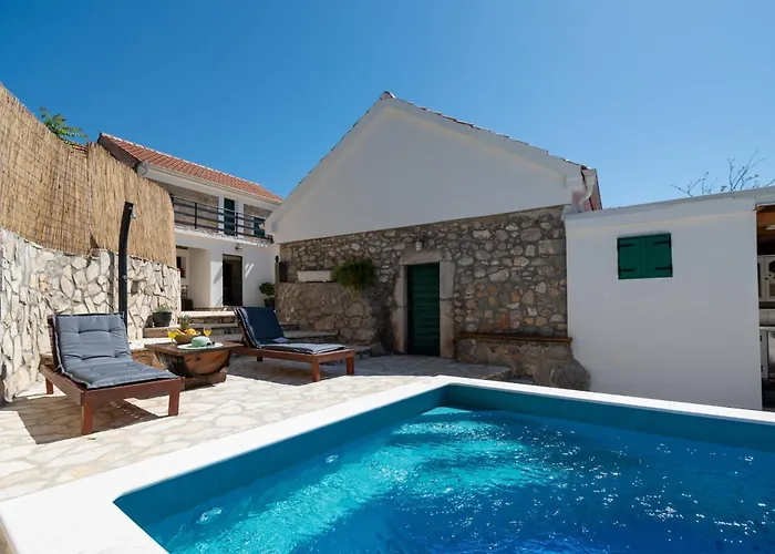 Family Friendly House With A Swimming Pool Seline, Paklenica - 23248 Semesterbostad Starigrad Paklenica
